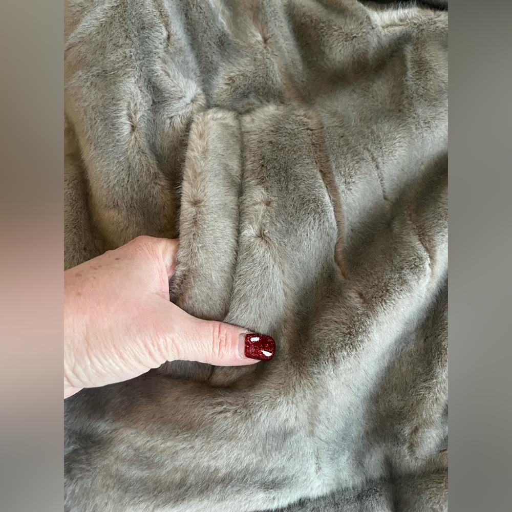 Sam Edelman Taupe Notch Collar Faux Fur Designer Jacket Women’s Size XL - Picture 13 of 16